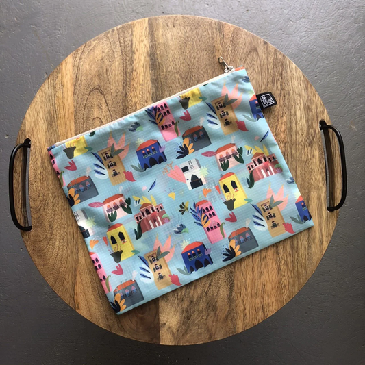 Houses Pouch